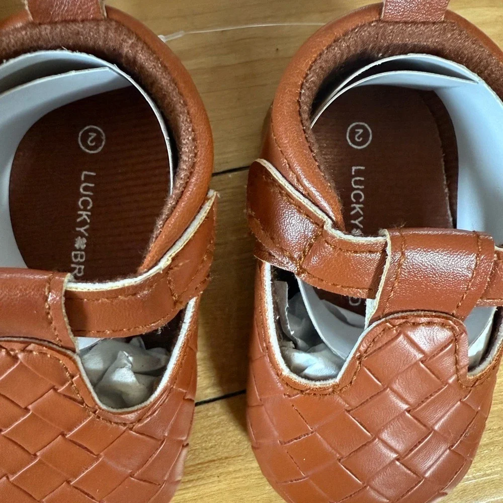 NWT Lucky Brand Rianne brown‎ woven crib shoes